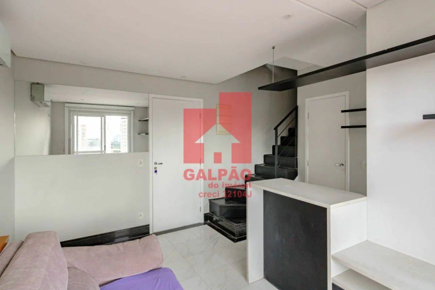 COBERTURA TRIPLEX Á VENDA NO ITAIM BIBI, 76M², 1 SUÍTE, 2 VAGAS!