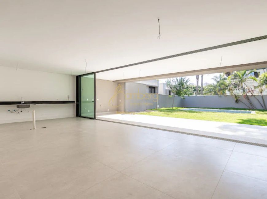 CONDOMÍNIO FECHADO, 4 SUITES, 6 VAGAS, AREA VERDE, PISCINA, ESPACO GOURMET