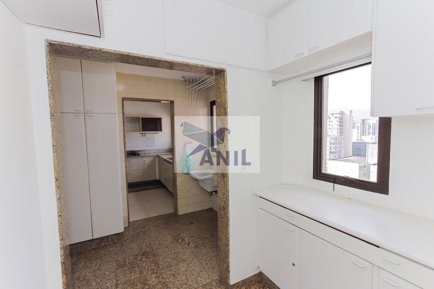 Apartamento de Luxo em Itaim Bibi - 4 Suítes, 184m², R$10.900 Locação