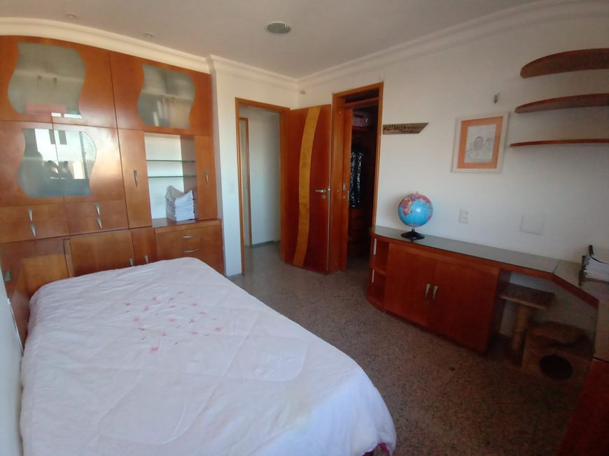 3 SUITES NO DIONÍSIO TORRES