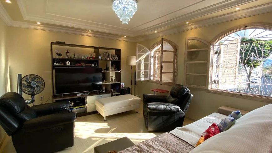 Casa para Venda em Jundiaí, Jardim da Fonte, 3 dormitórios, 1 suíte, 2 banheiros, 4 vagas