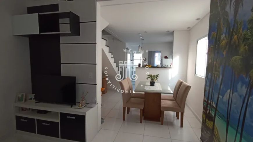 CASA - SOBRADO À VENDA COM 02 DORMITÓRIOS, LOCALIZADA NO CONDOMÍNIO RESIDENCIAL DONA NINA, BAIRRO JA