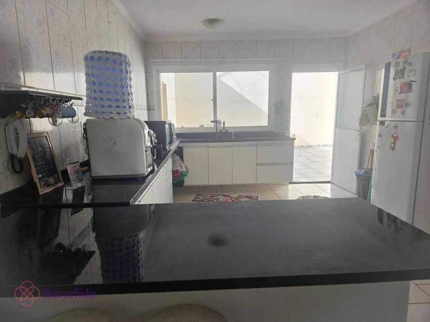 Casa para VENDA localizada no bairro PARQUE ALMERINDA PEREIRA CHAVES, em Jundiaí/SP.