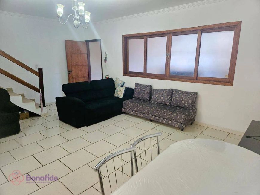 Casa para VENDA localizada no bairro PARQUE ALMERINDA PEREIRA CHAVES, em Jundiaí/SP.