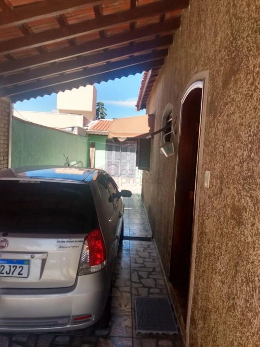 CASA TÉRREA COM EDÍCULA A VENDA JARDIM TULIPAS - JUNDIAÍ - SP