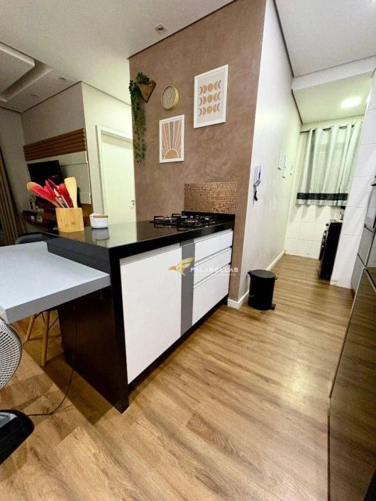 Apartamento com 2 dormitórios à venda, 50 m² por R$ 372.000,00 - Residencial Santa Giovana - Jundiaí