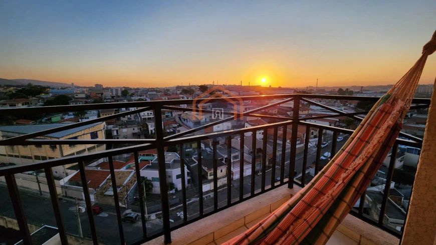 Apartamento em Vila Nova Esperia - Jundiaí