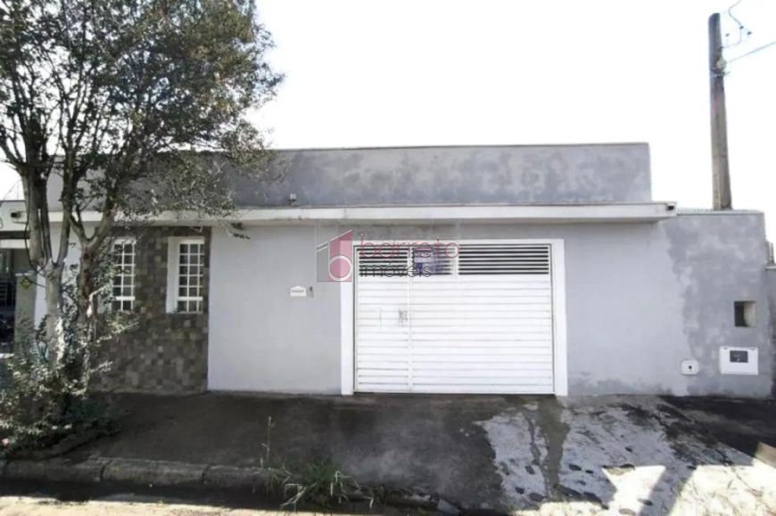 CASA TÉRREA COM 2 DORMITÓRIOS À VENDA NO BAIRRO VILA MANFREDI EM JUNDIAÍ/SP