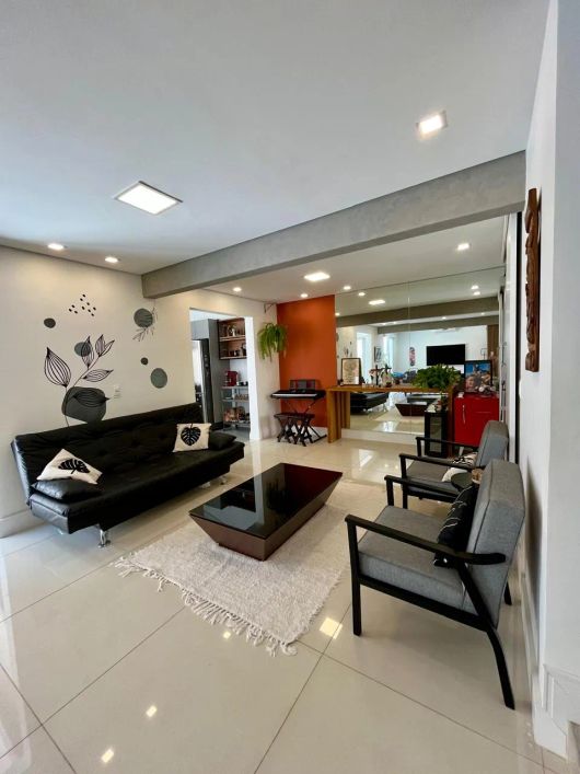 Belíssima casa à venda no Condominio Nature Village1.
