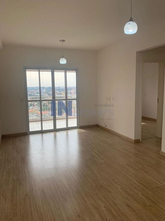 Apartamento de 69m² - 2 dorm, 1 suíte, 2 vagas cobertas, planejados, sol da manhã - à venda no Condo