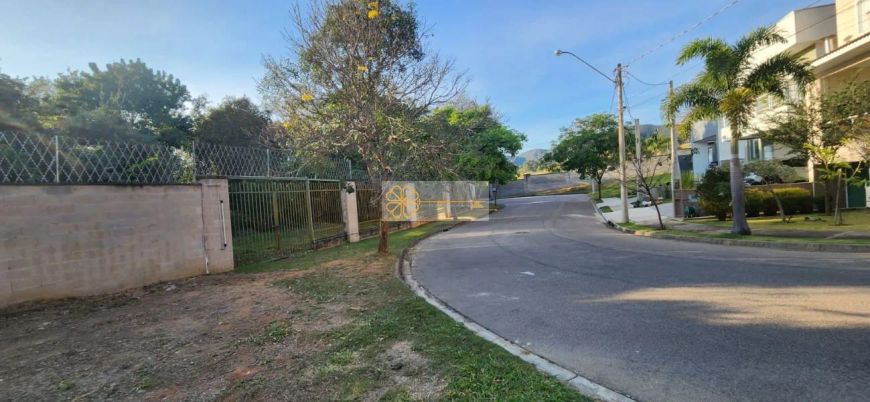 TERRENO PLANO NO COND. QUINTA DAS ATÍRIAS - R$ 649.000,00 - PQ. RES. ELOY CHAVES - JUNDIAÍ/SP
