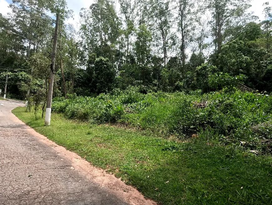 Terreno de esquina Capital Ville à venda em rua silenciosa