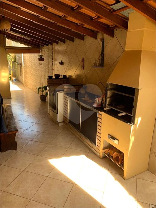 Casa com 3 quartos à venda em Jardim Danúbio - SP