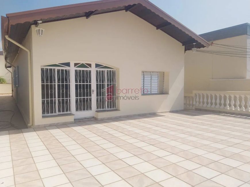 SOBRADO COM EDÍCULA À VENDA NA VILA SANTANA II EM JUNDIAÍ/SP