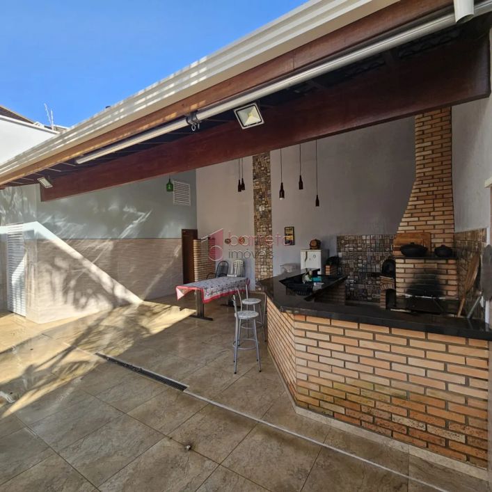 CASA SOBRADO PARA LOCAÇÃO E VENDA NO BAIRRO VILA MARINGÁ EM JUNDIAÍ/SP