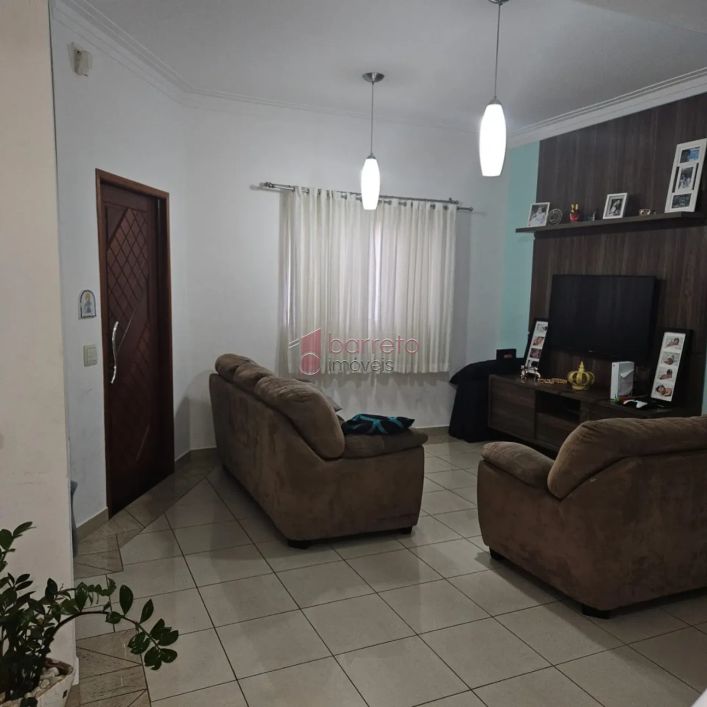CASA SOBRADO PARA LOCAÇÃO E VENDA NO BAIRRO VILA MARINGÁ EM JUNDIAÍ/SP