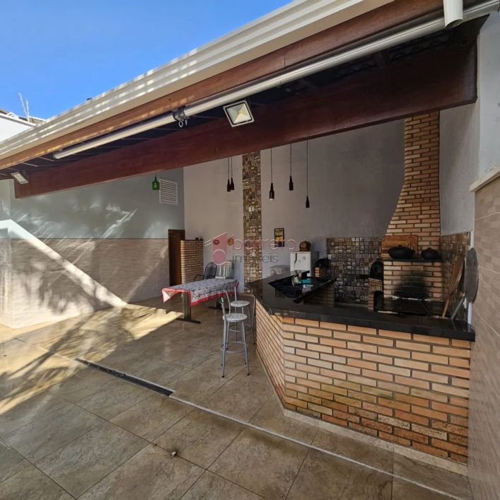 CASA SOBRADO PARA LOCAÇÃO E VENDA NO BAIRRO VILA MARINGÁ EM JUNDIAÍ/SP