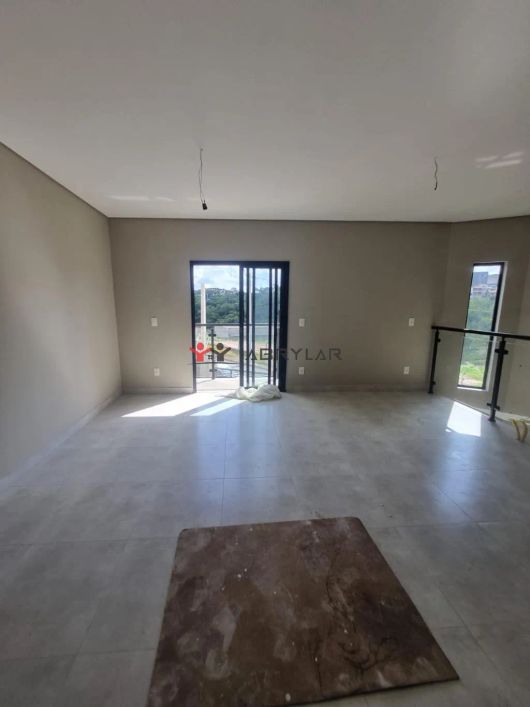 Sobrado à venda em Jundiaí, Jardim Caçula, com 3 quartos, com 135 m²