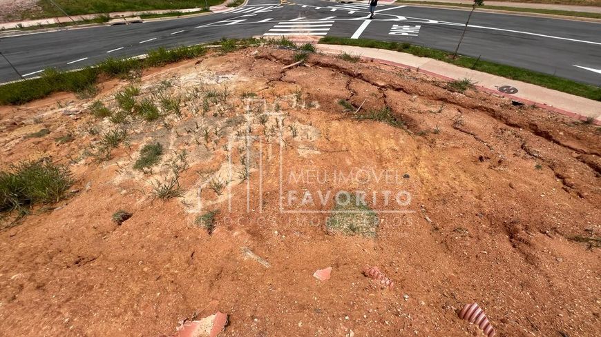 Vende-se terreno plaino, 321m , Loteamento Vistas Jundiaí, R 450.000,00