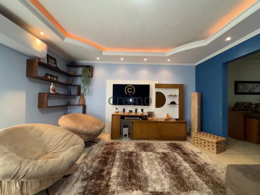 Casa à venda em Jundiaí-SP na Vila Garcia: 3 quartos, 1 suíte, 2 salas, 2 banheiros, ar condicionado