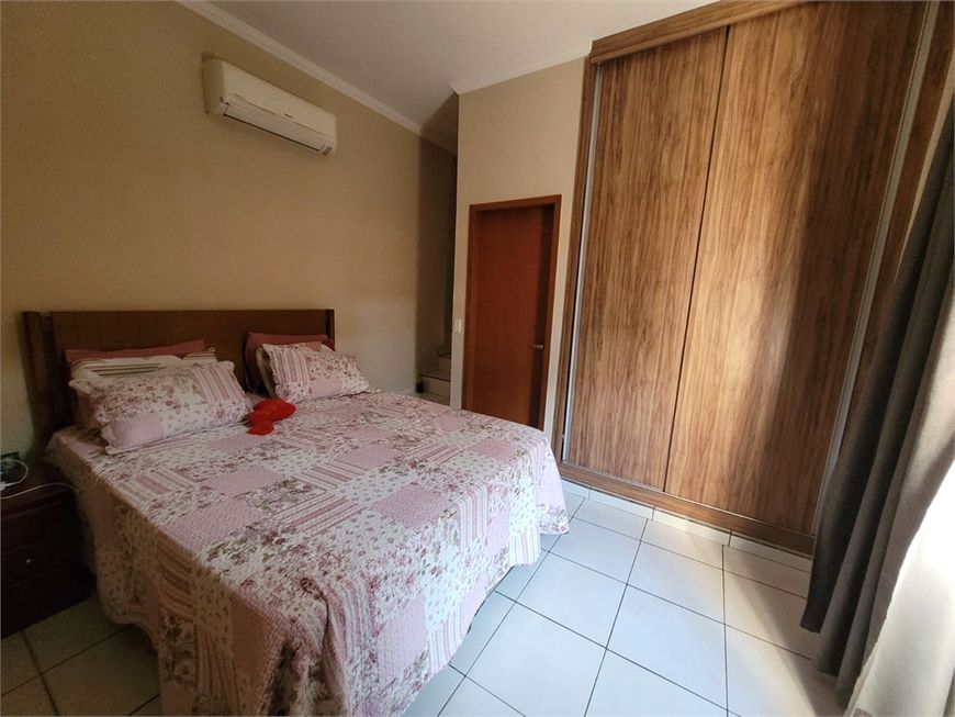 Casa com 3 quartos à venda em Vila Nova Esperia - SP