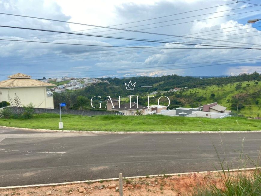 TERRENO Á VENDA NO CONDOMÍNIO PORTAL DA COLINA EM JUNDIAÍ-SP