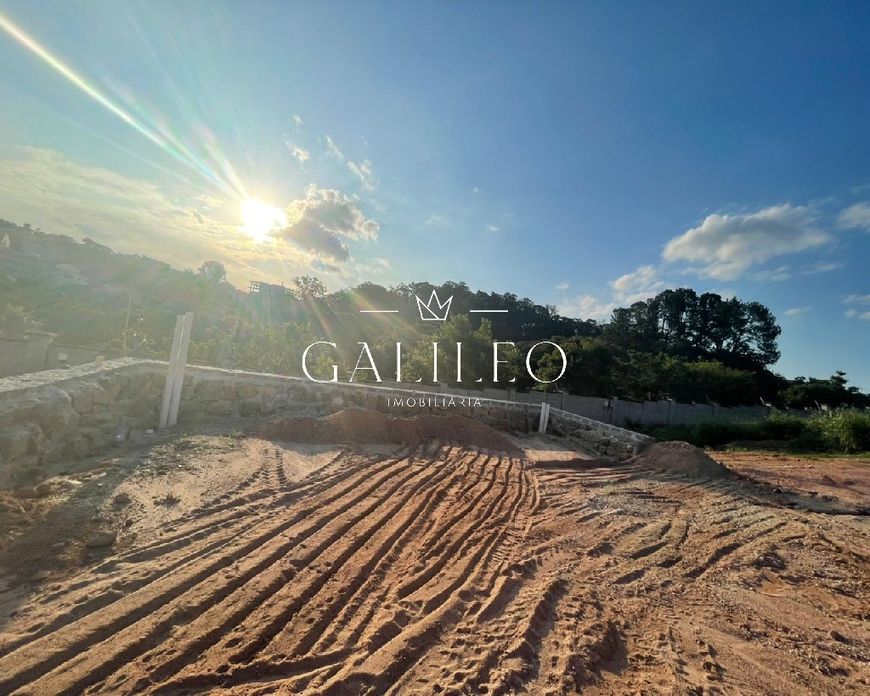 Vende Lote em Construção com 656 m² Horto Florestal - Jundiaí- SP - Área construída construída 358 m