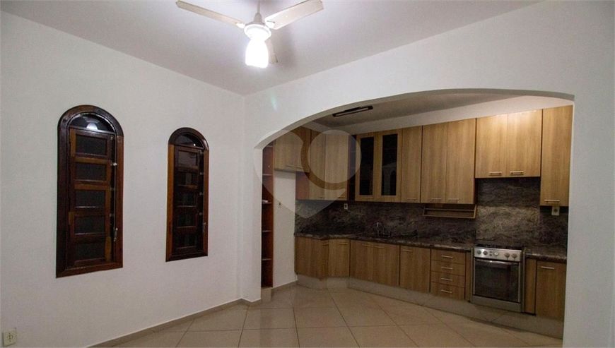 Casa térrea com 3 quartos à venda em Cidade Luiza - SP