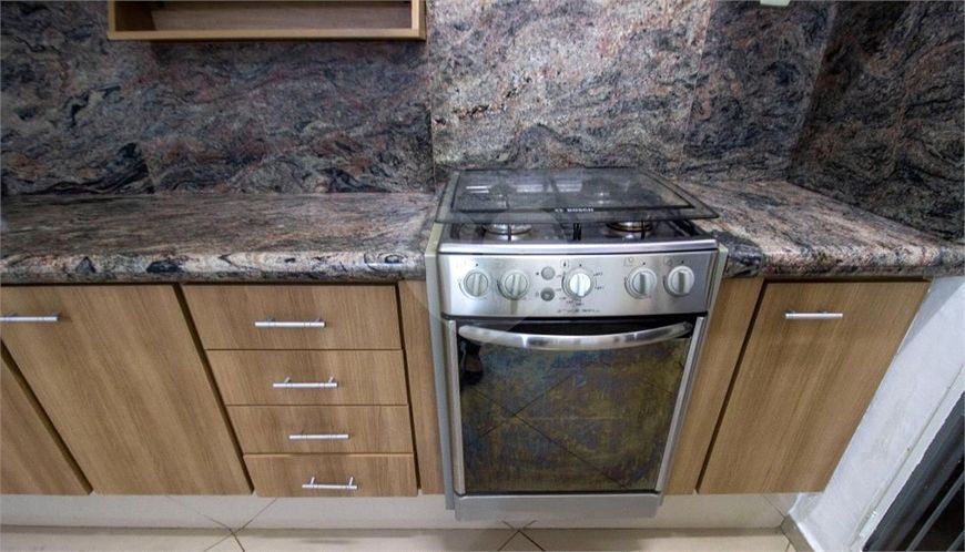 Casa térrea com 3 quartos à venda em Cidade Luiza - SP