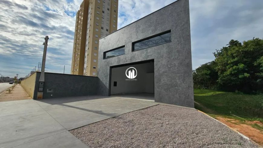 Oportunidade: Galpão de 110m² à venda em Jundiaí, Residencial Santa Giovana REF: GA0002