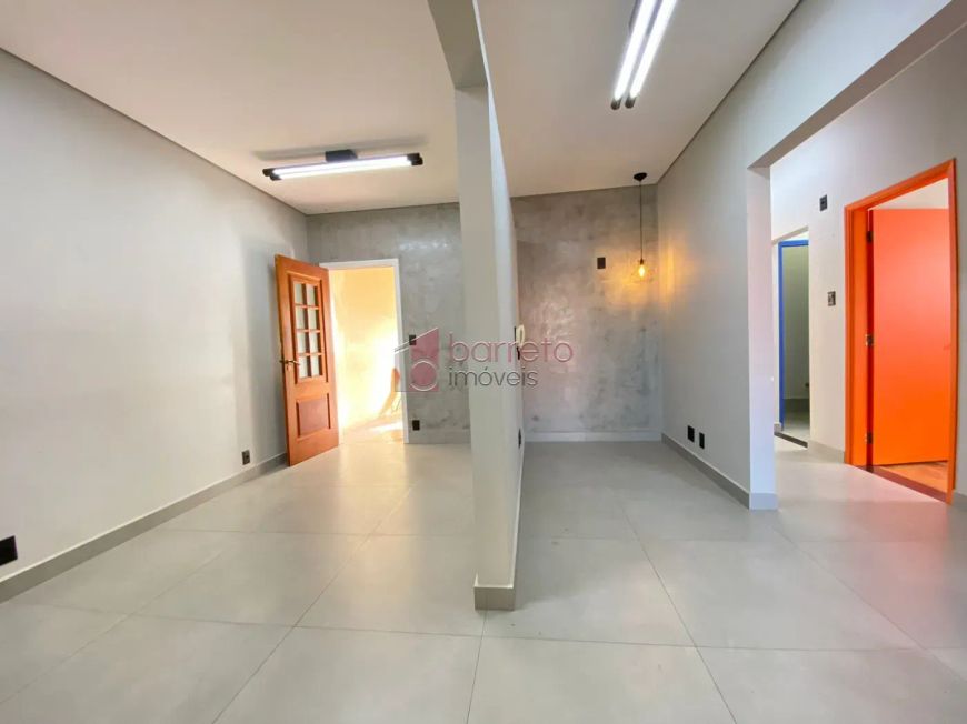 CASA COMERCIAL PARA VENDA E LOCAÇÃO NO BAIRRO VILA ARENS II EM JUNDIAÍ/SP