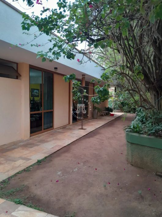 CASA PARA USO MISTO À VENDA EM BAIRRO NOBRE DE JUNDIAÍ/SP