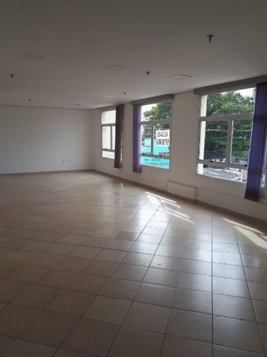 Sala Comercial em Vila Vianelo - Jundiaí, SP