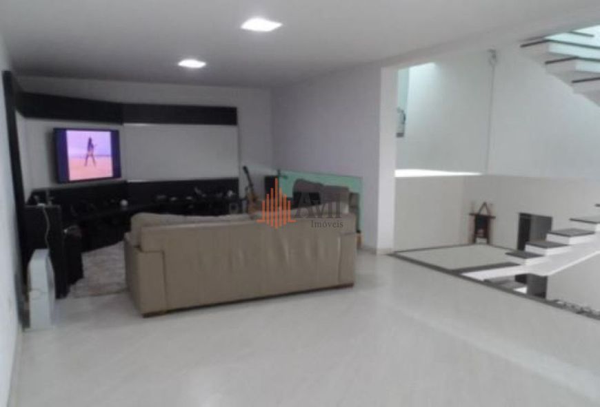 Maravilhoso sobrado 3 suítes, 2 hidromassagens, piscina, churrasqueira, 6 vagas. à venda, 600 metros