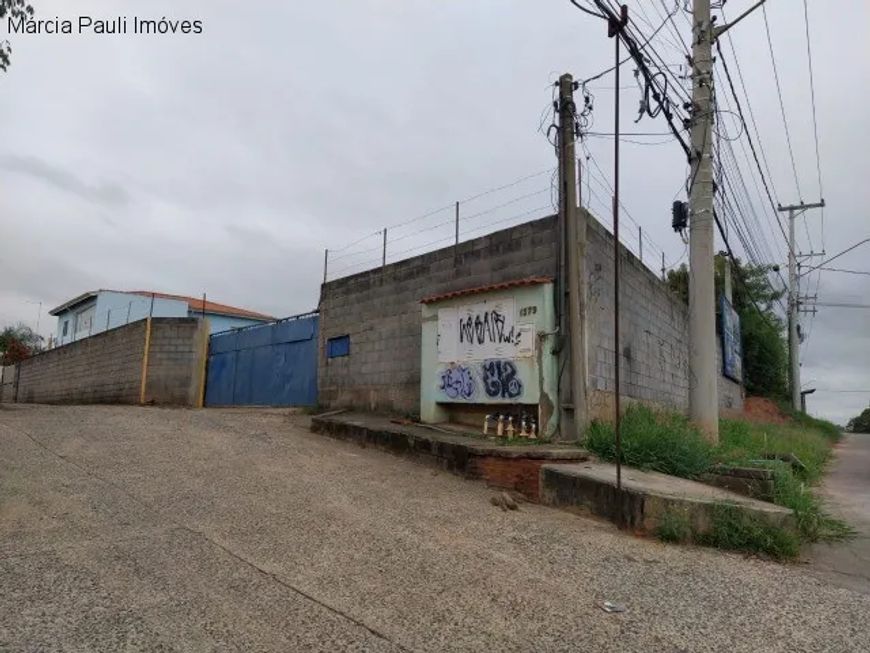 TERRENO LOCALIZADO NO BAIRRO DO POSTE AGUA DOCE JUNDIAÍ.