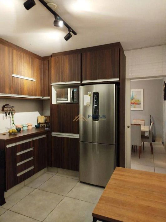 Casa com 3 dormitórios à venda, 218 m² por R$ 1.045.000,00 - Vila Vioto - Jundiaí/SP