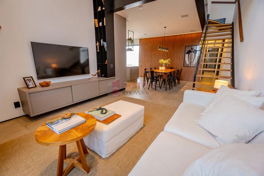CASA TÉRREA COM MEZANINO MOBILIADA À VENDA - 03 QUARTOS - BRISAS DA MATA - JUNDIAÍ/SP