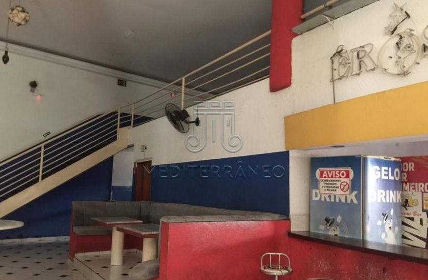 PRÉDIO COMERCIAL PARA VENDA E LOCAÇÃO COM CASA DE 07 DORMITÓRIOS, LOCALIZADO NO BAIRRO VILA NOVA JUN