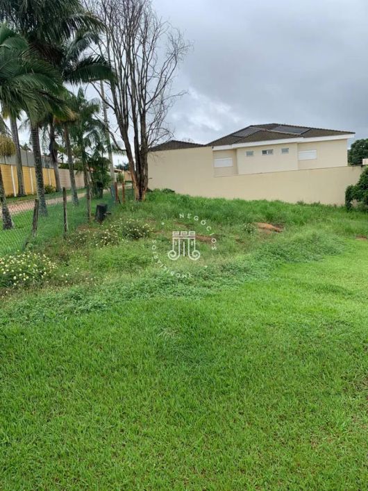TERRENO LOCALIZADO NO LOTEAMENTO QUINTA DAS PALMEIRAS, NA CIDADE DE JUNDIAÍ / SP