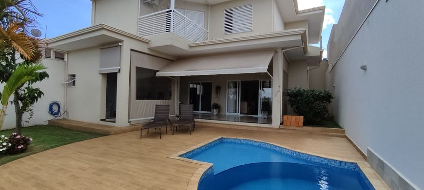Casa para venda tem 360m² com 3 quartos em Horto Santo Antonio - Jundiaí - SP