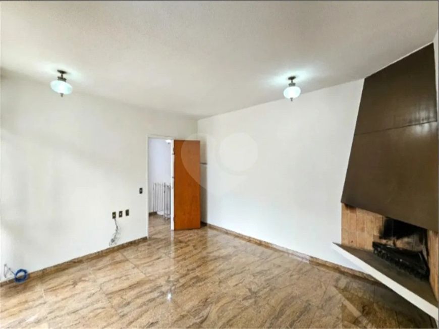 Casa com 4 quartos à venda em Chácara Urbana - SP