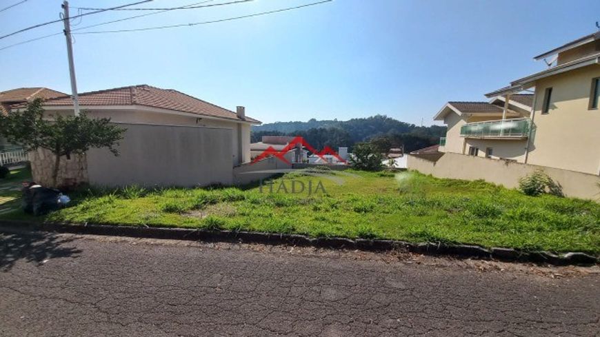 Terreno à venda no Condomínio Araucária, no Caxambu em Jundiaí/SP
