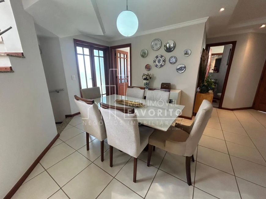 Sobrado a venda, com 2 quartos 1 suíte , Torres de São José - R 1.200.000,00