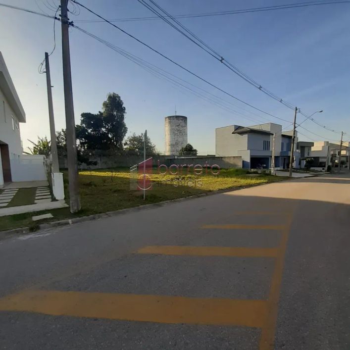 TERRENO À VENDA NO CONDOMÍNIO TERRAS DE JUNDIAÍ