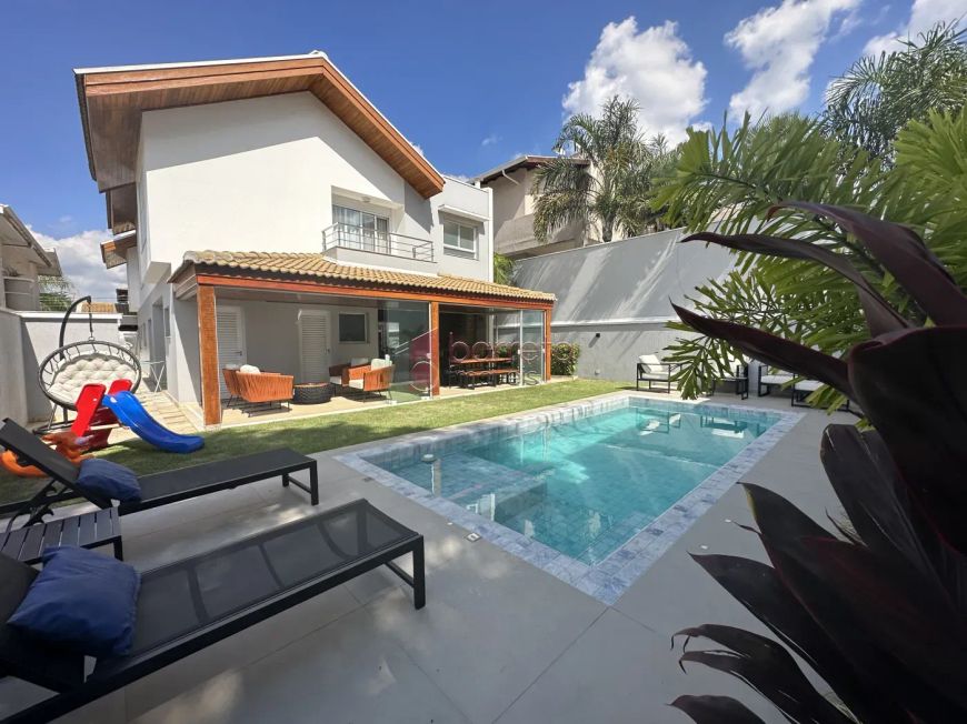 SOBRADO À VENDA COM 5 QUARTOS - QUINTA DA MALOTA - JUNDIAÍ/SP
