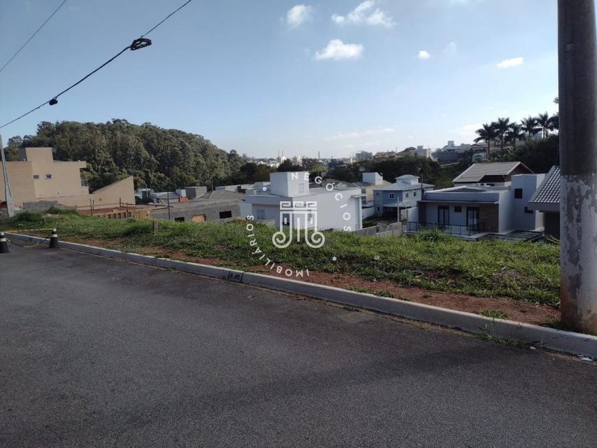 TERRENO À VENDA NO CONDOMINIO VILA VERDE NA CIDADE DE JUNDIAÍ/SP