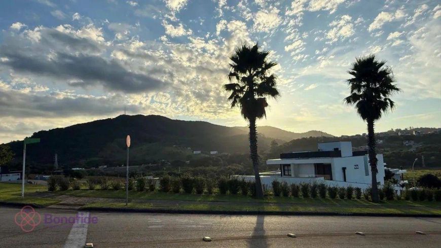 Terreno à venda, 600 m² por R$ 1.300.000,00 - Chácara Terra Nova - Jundiaí/SP