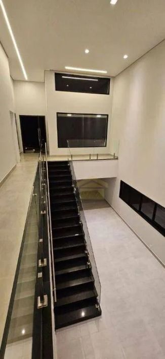 Casa com 2 dormitórios à venda, 284 m² - Loteamento Residencial e Comercial Horto Florestal - Jundia