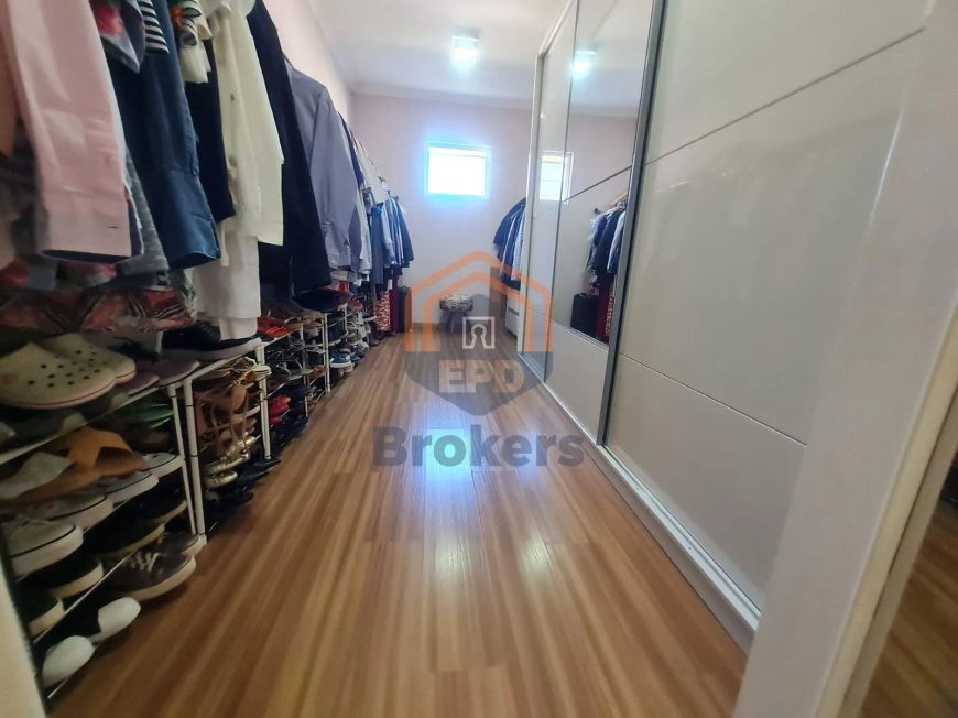 Casa com terreno de 1.000 m² em Jardim Tereza Cristina - Jundiaí, SP