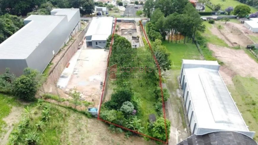 LOTE DE RUA, PLANO, EM VIA PRINCIPAL, NO BAIRRO CAXAMBU, JUNDIAÍ/SP
